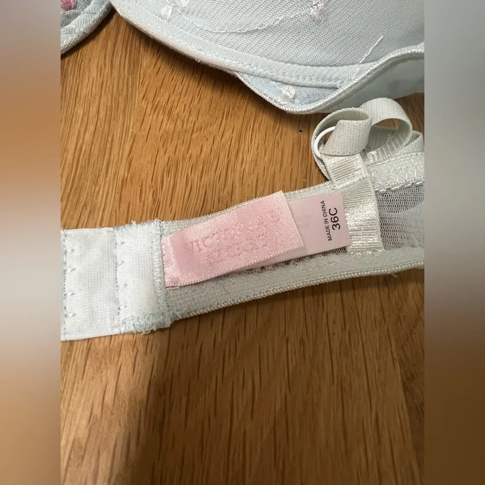 Victorias Secret Y2K Bra Embroidered Lace Seafoam Mint Green 36C - Picture 3 of 7